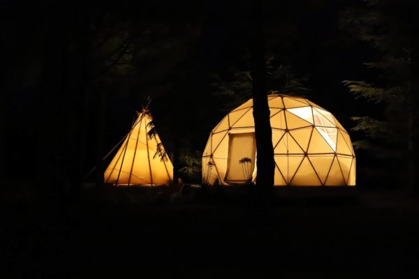 dome geodesique nuit