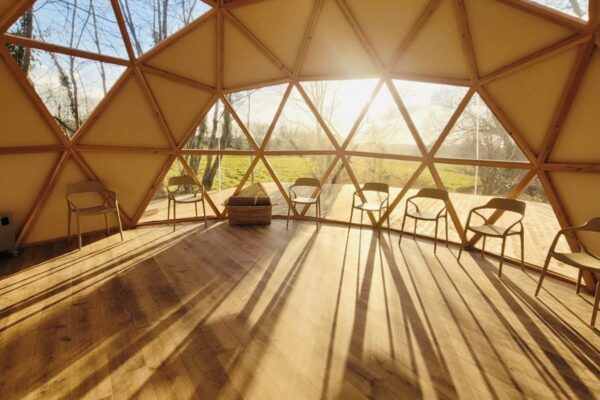 dôme géodésique yoga